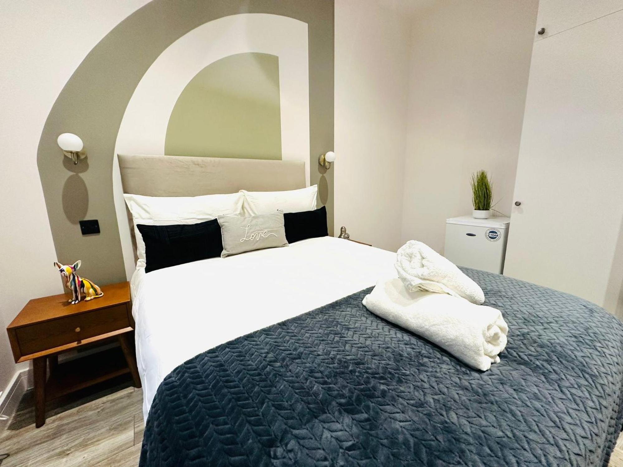 London Beautiful Suites Rooms Top Location Экстерьер фото
